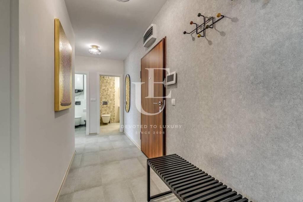 Madrid: A Modern 2-Bedroom Apartment With Parking Sofia Exterior photo