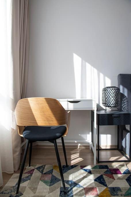 Madrid: A Modern 2-Bedroom Apartment With Parking Sofia Exterior photo