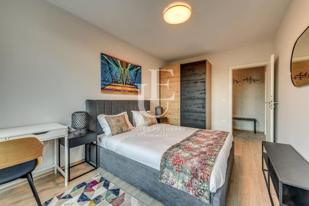 Madrid: A Modern 2-Bedroom Apartment With Parking Sofia Exterior photo